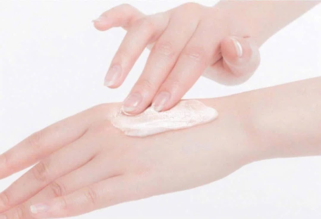 𝐒𝐞𝐭 𝐊𝐞𝐦 Dưỡng Da 𝐓𝐚𝐲 𝐖𝐡𝐨𝐨 2 Chai 60g + 60g