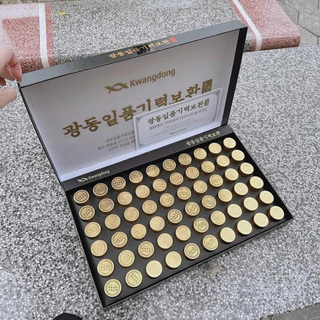 KWANGDONG An Cung Trầm Hương Đen Chống Đột Quỵ 60 viên