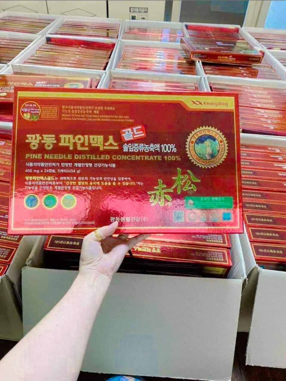 Tinh dầu thông đỏ Kwangdong Hàn Quốc 120v