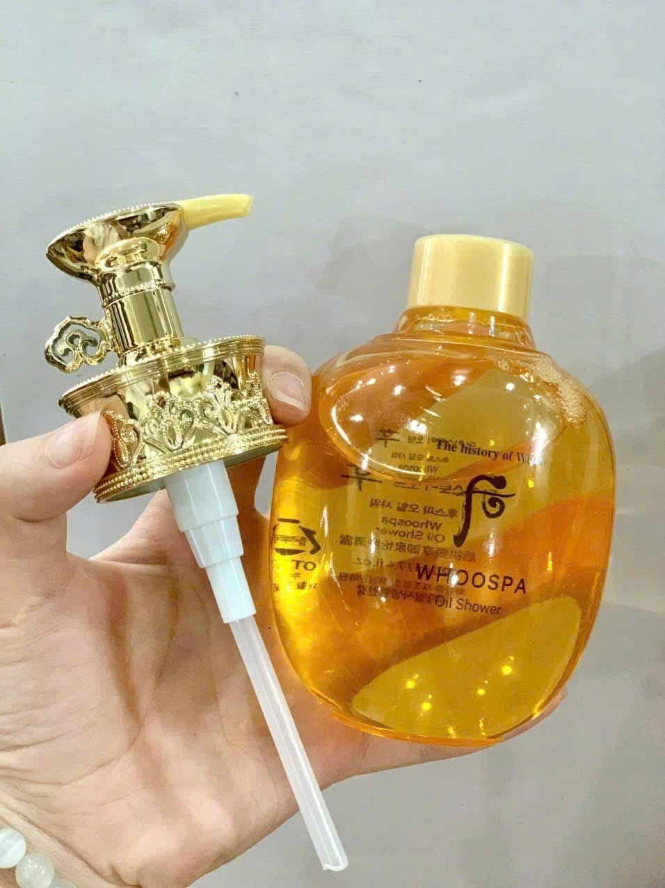𝐖𝐡𝐨𝐨𝐒𝐩𝐚 𝐎𝐢𝐥 𝐒𝐡𝐨𝐰𝐞𝐫 Tắm Dưỡng Thể Dưỡng Da Sáng mịn 220ml