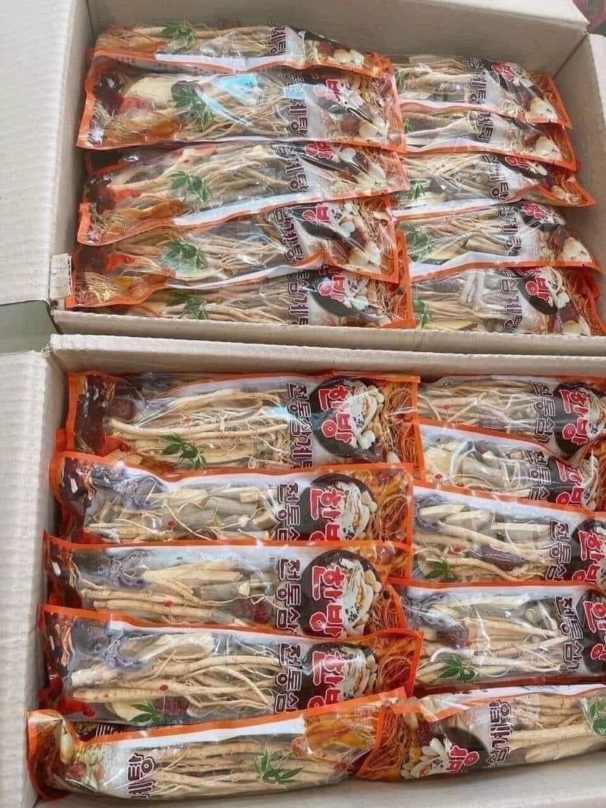 Sâm Hầm Gà Hàn Quốc 100g